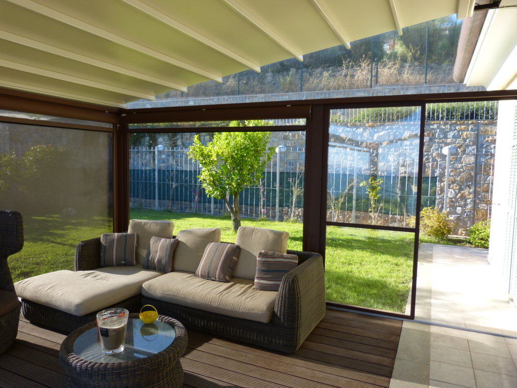 <div style="text-align: left;"><b>Pergola Level</b></div>Pergola completa di chiusure motorizzate.